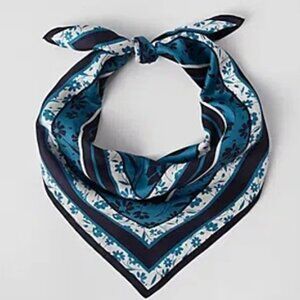 Ann Taylor Silk Little Scarf Winter White Floral pattern NWT!